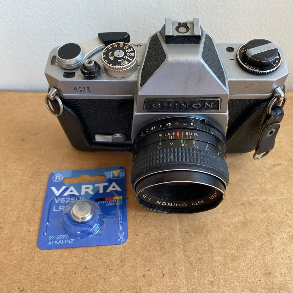 Chinon CS 35m Film Camera